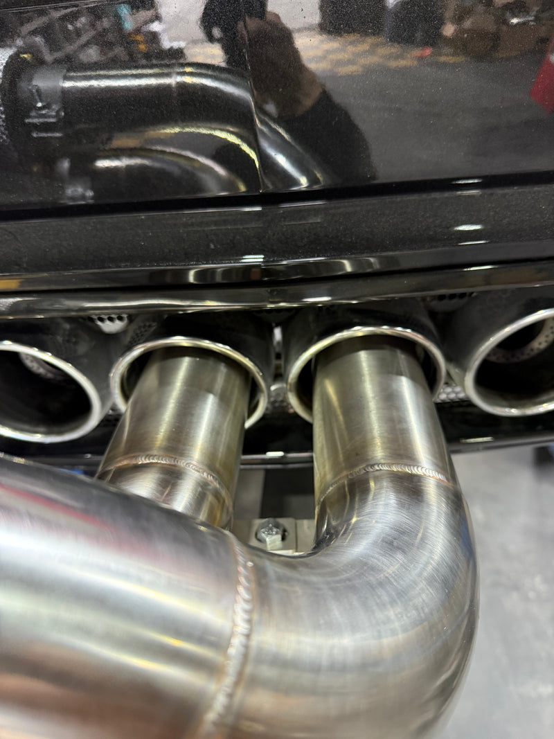Décibel Killer Chevrolet Corvette C8 Z06 | Bolt On Resonated Turn Down Exhaust Tips